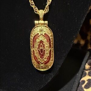 Symbols of Faith Elegant Gold and Red Pendant Necklace